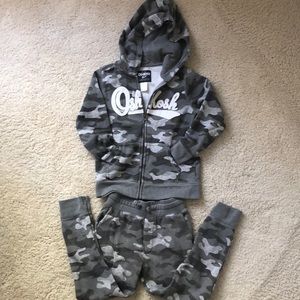 💙 OshKosh Jogger Outfit! size 6